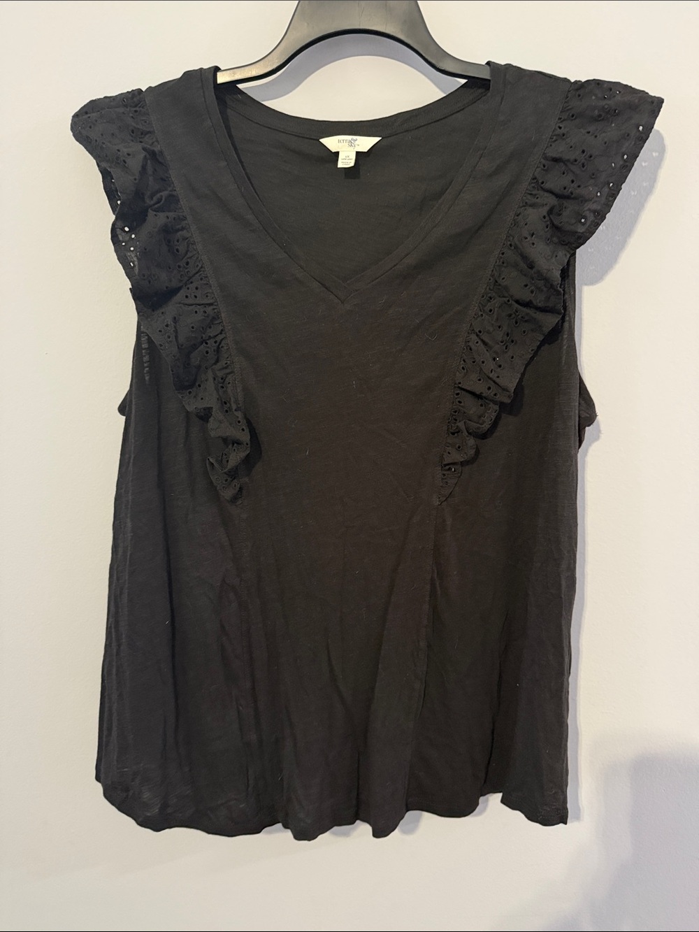 Terra & Sky Black Eyelet Ruffle V-Neck Tank